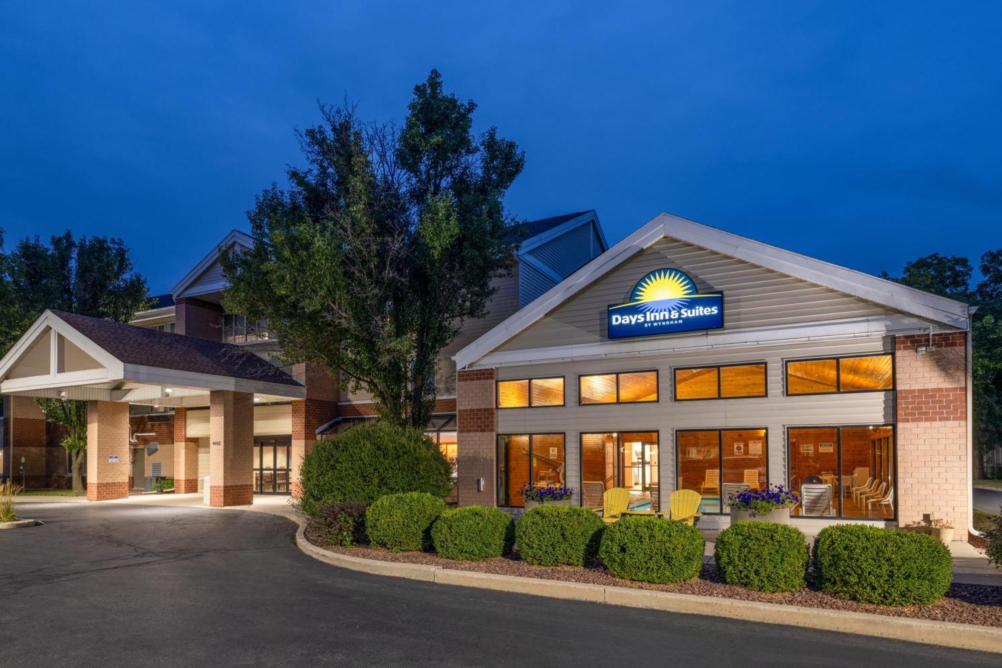 Days Inn & Suites By Wyndham Madison Exterior foto