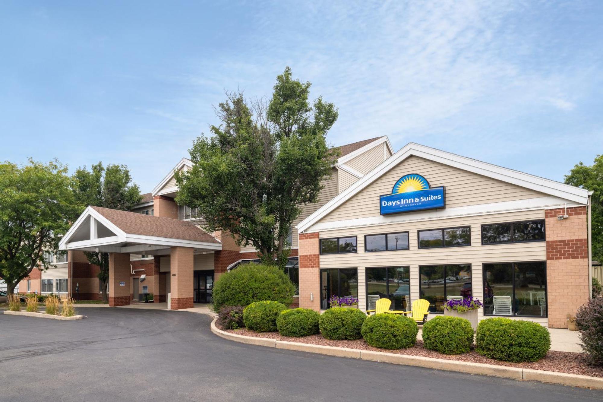 Days Inn & Suites By Wyndham Madison Exterior foto